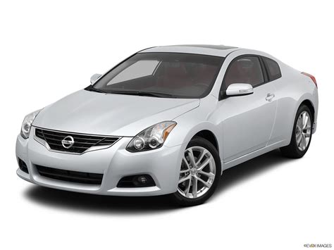 A Buyer’s Guide to the 2012 Nissan Altima Hybrid | YourMechanic Advice