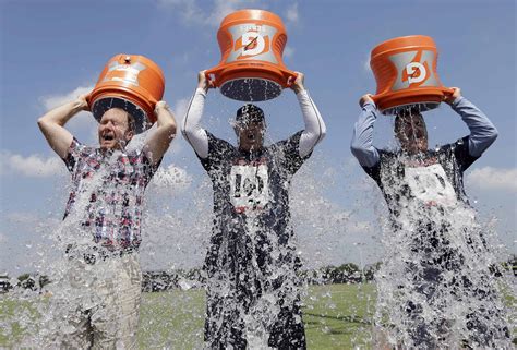 How PR & Social Media Met the Ice Bucket Challenge to Raise Millions ...