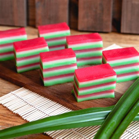 Kuih Lapis – Pandan Bakery