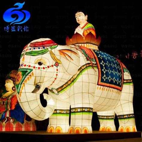 Customized Giant Chinese Holiday Silk Animal Lantern Manufacturers ...