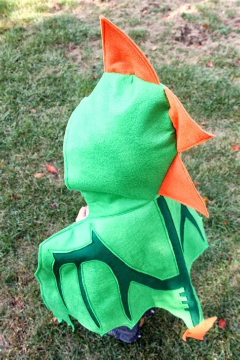 EAT+SLEEP+MAKE: Fall Felt Series: Hooded Dragon Cape