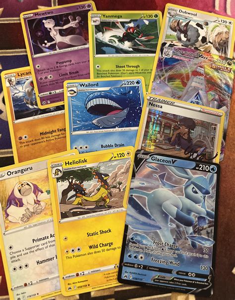 My Crown Zenith ETB doesn’t look like the streamers boxes. : r/PokemonTCG