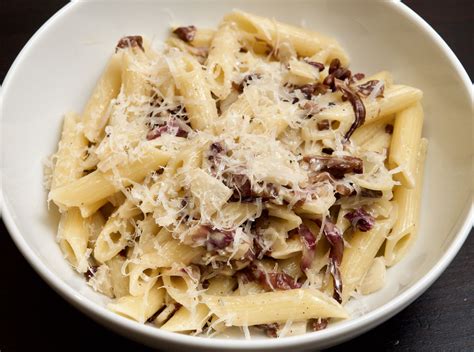 Radicchio & Gorgonzola Pasta | Radicchio pasta, Gorgonzola pasta, Radicchio