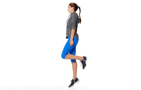 Grow And Sculpt Strong Calves With These 6 Body Weight Exercises ...