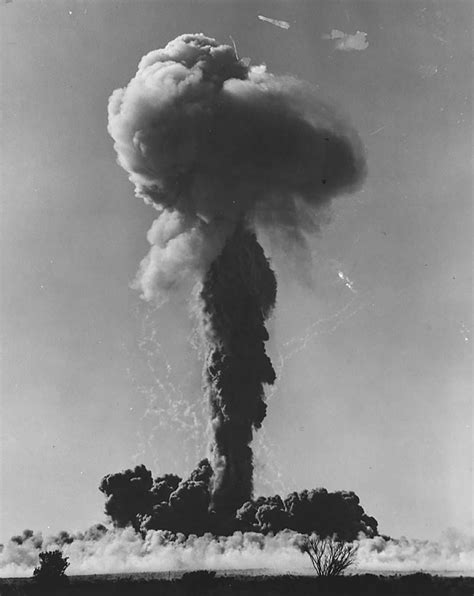 Nuclear bomb test at Maralinga | naa.gov.au