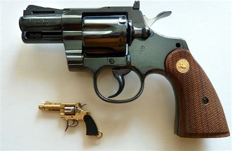 World's smallest gun sells for more than £300,000