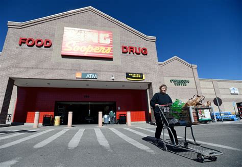 Grocery delivery competition speeds up as King Soopers adds 2-hour ...