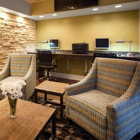 Best Western Albuquerque Airport InnSuites Hotel & Suites