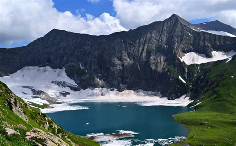 Download Landscape Nature Mountain Pakistan Lake 4k Ultra HD Wallpaper