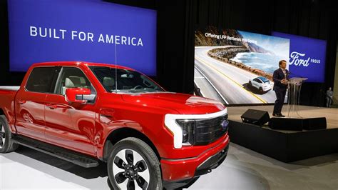 Ford suddenly pauses massive EV battery project that Republicans are ...