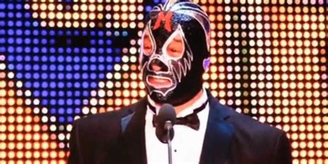 10 Things Wrestling Fans Should Know About Mil Mascaras