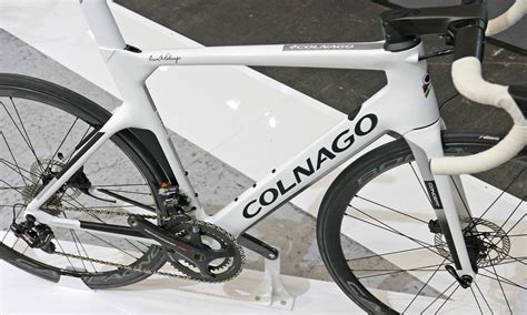 EB18: Colnago Concept Disc a road reality, C64 Gold a limited rarity ...