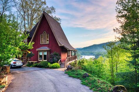 8 Secluded Cabin Rentals for Your Next Vacation | Southern Living