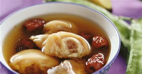 A Deliciously Tasty Pigs Feet Soup Recipe