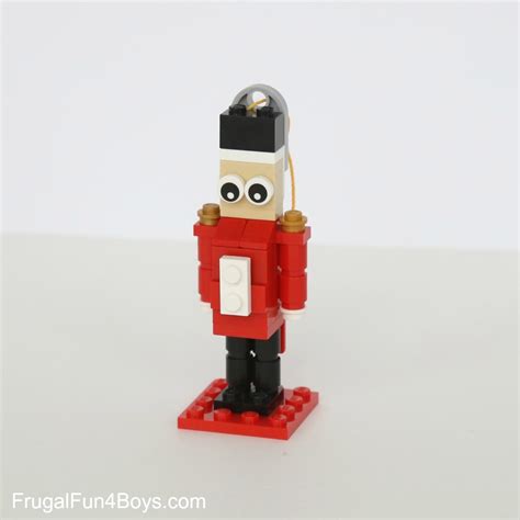 Five LEGO Christmas Ornaments to Make (With Building Instructions ...