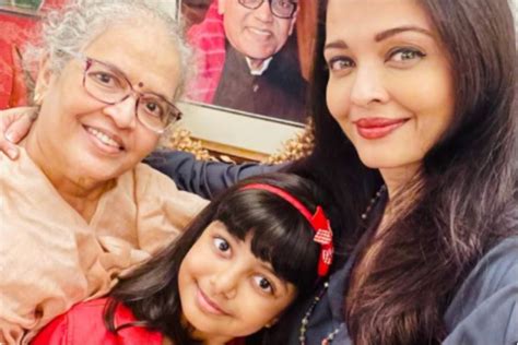 Aishwarya Rai Bachchan Shares Adorable Family Pic with Mother Vrinda ...