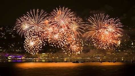 Cannes: le feu d'artifice prévu ce vendredi soir reporté à dimanche en ...