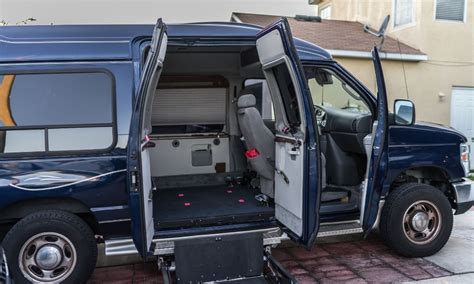 3 Tips for Choosing the Best Mobility Van for Your Needs