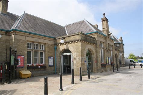 Skipton Railway Station entrance © Roger Templeman cc-by-sa/2.0 ...