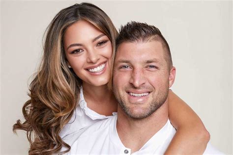 Demi-Leigh Tebow Admits She'd ‘Never Heard of’ Husband Tim Tebow Before ...