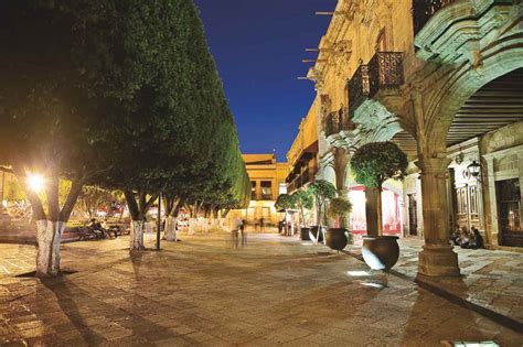 Plaza de Armas Querétaro, Top tourist attractions in Santiago de ...