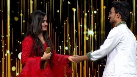 Indian Idol 13 Update: Did Rishi Singh Just PROPOSE Bidipta Chakraborty ...