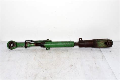 John Deere 7710 LEFT Lifting Rod - Tractors Secondhand Parts