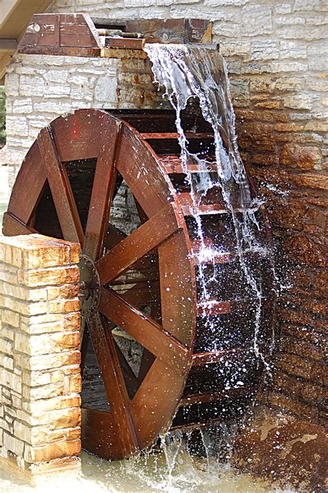 watermill | Roda de água, Moinho, Rodas de água