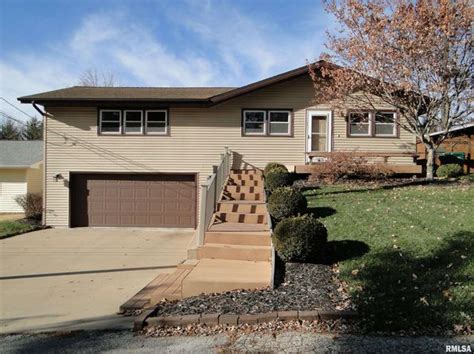 Macomb IL Real Estate - Macomb IL Homes For Sale | Zillow