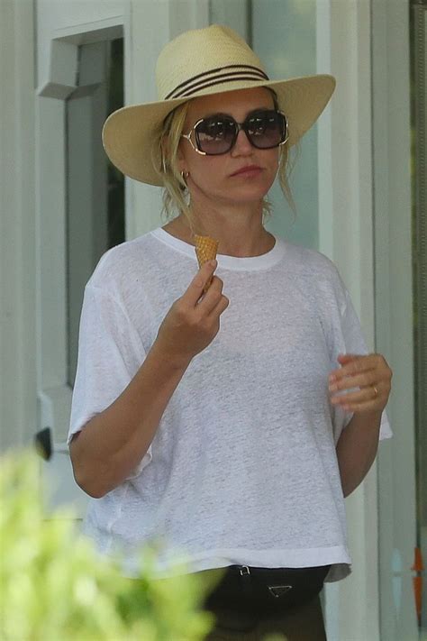 Cameron Diaz - Out in Los Angeles 07/31/2023 • CelebMafia