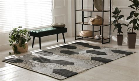 Elegant designs of floor mats for home