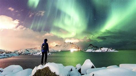 See the Northern Lights With Up Norway's Travel Packages