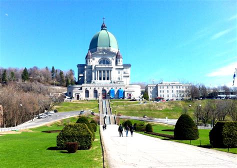 My Montreal Bucket List: Climbing the Stairs of Saint Joseph’s Oratory