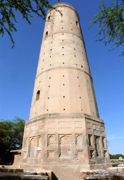 muslims history in india documentry: hiran minar pictures