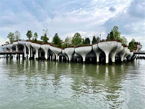 Little Island, A Unique ‘Floating Park’ in New York City - smart data top