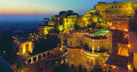 Neemrana Fort Palace: A Brief Guide For Your Weekend Trip