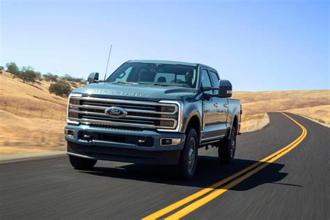 2023 Ford Super Duty Boasts Class-Leading 40,000-Pound Towing - CNET