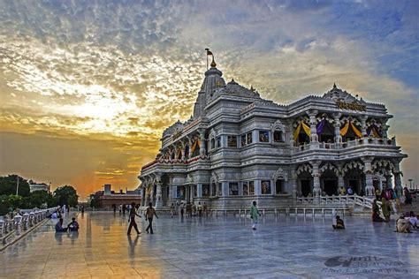 Prem Mandir, Vrindavan | Sky aesthetic, Travel aesthetic, Indian temple ...