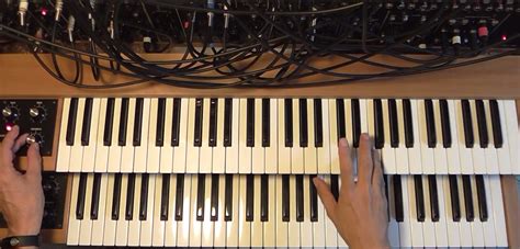 How To Play The ‘Lucky Man’ Synth Solo – Synthtopia