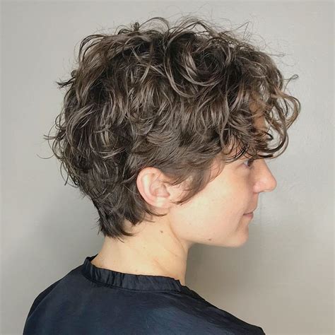 60 Most Delightful Short Wavy Hairstyles | Curly hair photos, Short ...