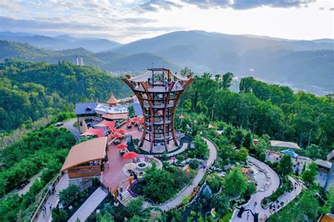 33+ Essential Things To Do in Gatlinburg TN for Family Fun