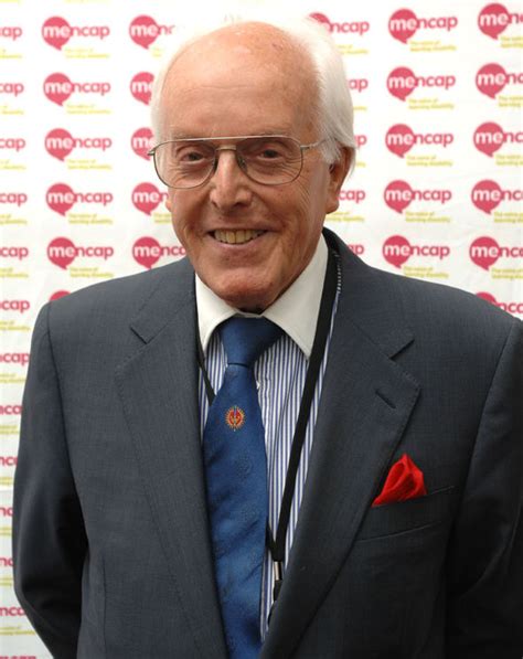 Brian Rix, television actor and mental health campaigner, dies aged 92 ...