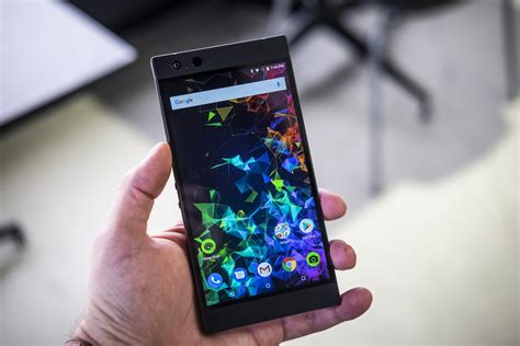 Razer Phone 2 review: Still the best gaming phone | PCWorld