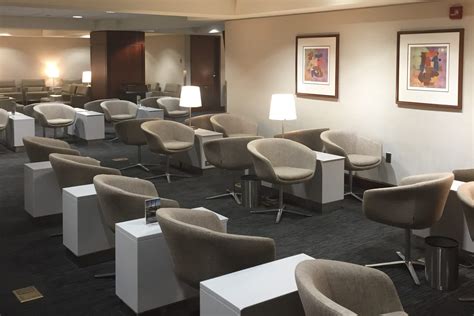 Airport Lounges at Washington Dulles International Airport [IAD]