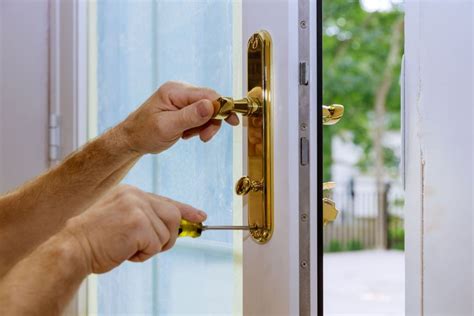 Changing Lock on a UPVC Door - Green Locksmith