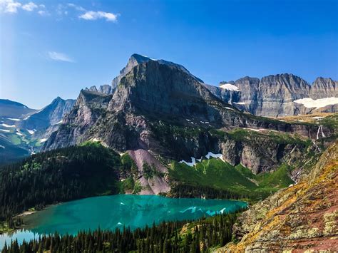 8 Montana Hiking Trails With The Best Mountain Views