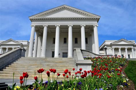 Virginia State Capitol Building in Richmond, Virginia - Encircle Photos