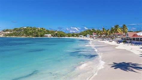 Antigua’s All-Inclusive Pineapple Beach Club Is Open Again