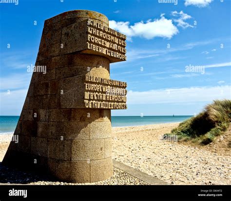 Normandy Beach D Day Memorial / Omaha Beach Memorial High Resolution ...