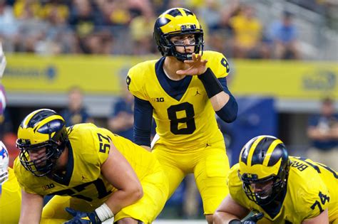 Michigan unveils uniforms for Maize Out vs. Penn State